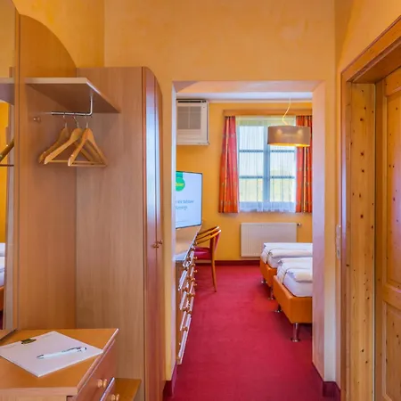 Oldtimer Motorhotel 호텔 3*